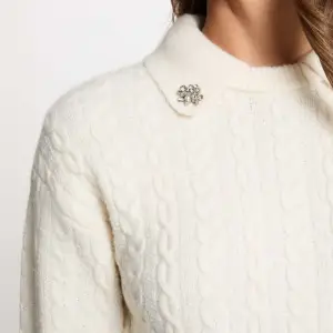 pull torsade col a revers ivoire femme vue4 32536311073800978