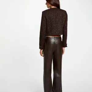 veste ajustee col rond marron fonce femme vue2 32536311040341208